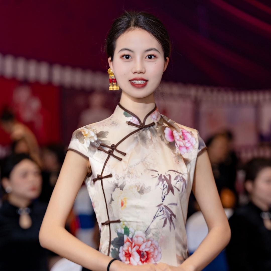 衡水胡贝儿形体塑形刘老师