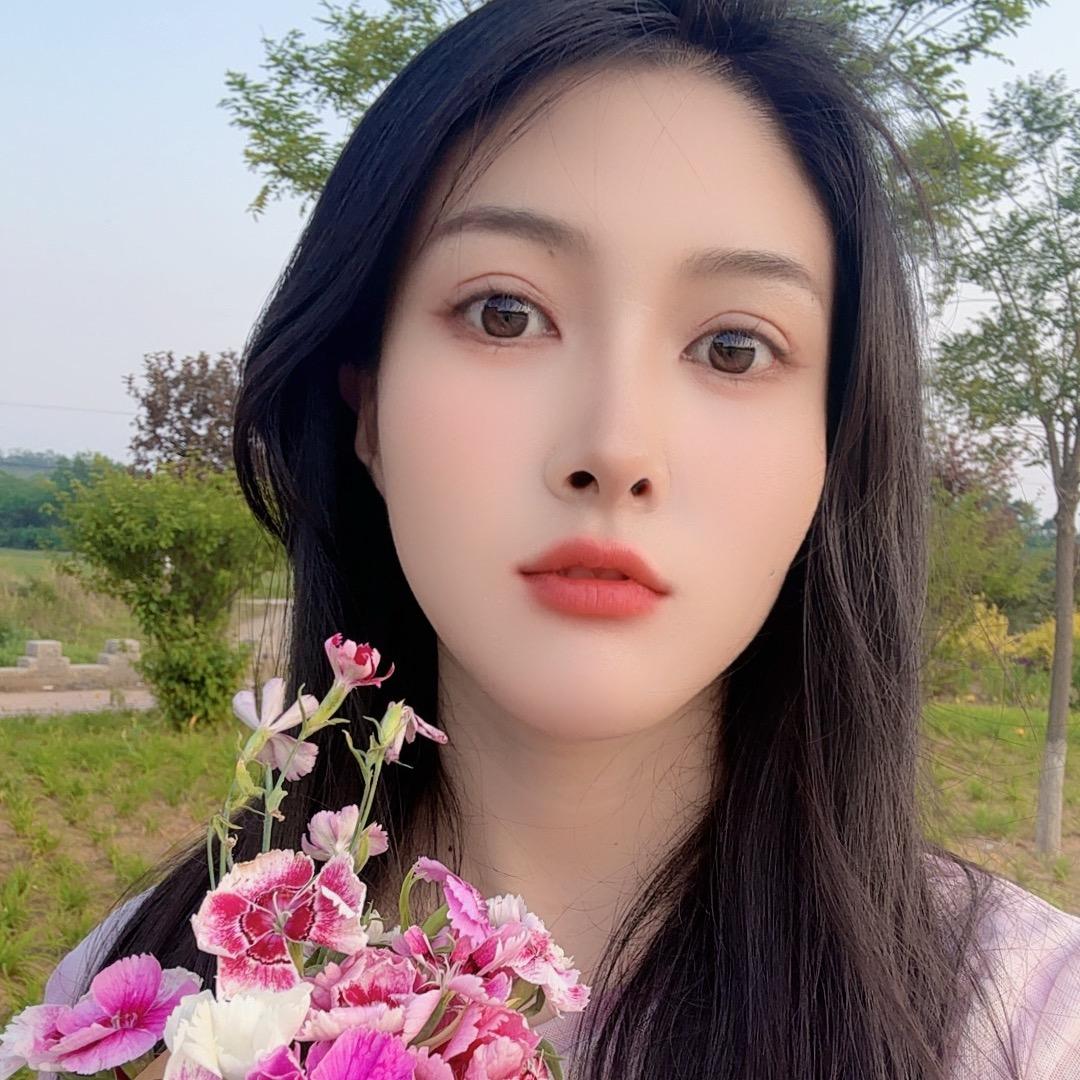 妮妮姐姐（村花）