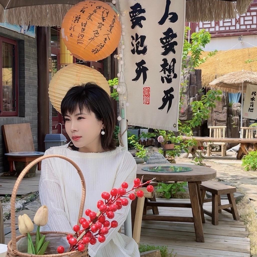 解忧小栈-月晗