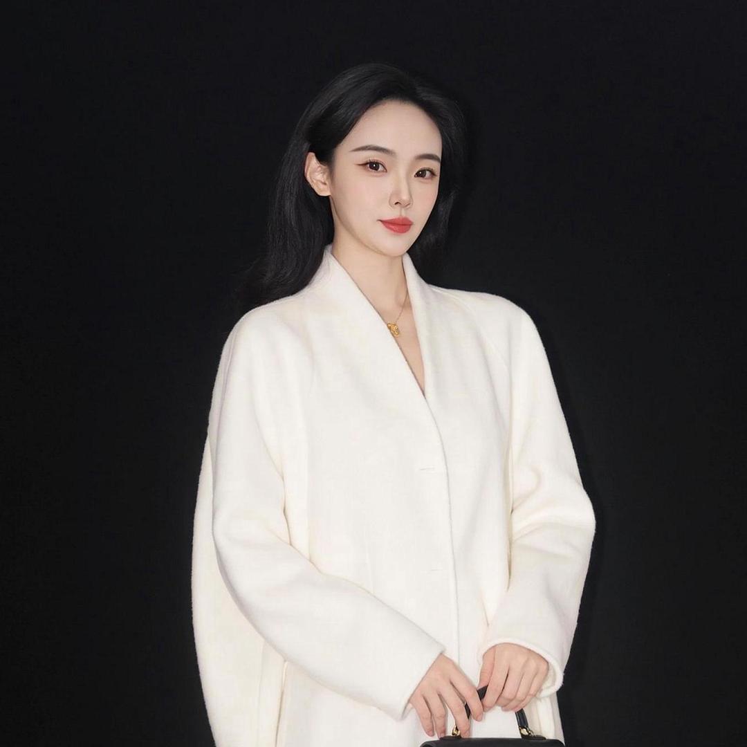 刘小惠的双🌈店