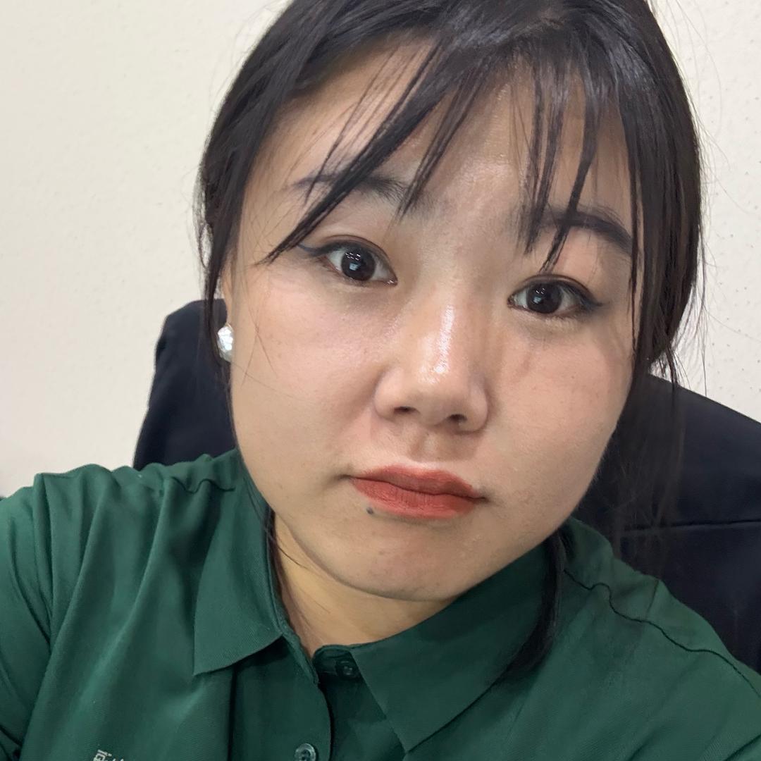 李茹月月♥️♥️♥️