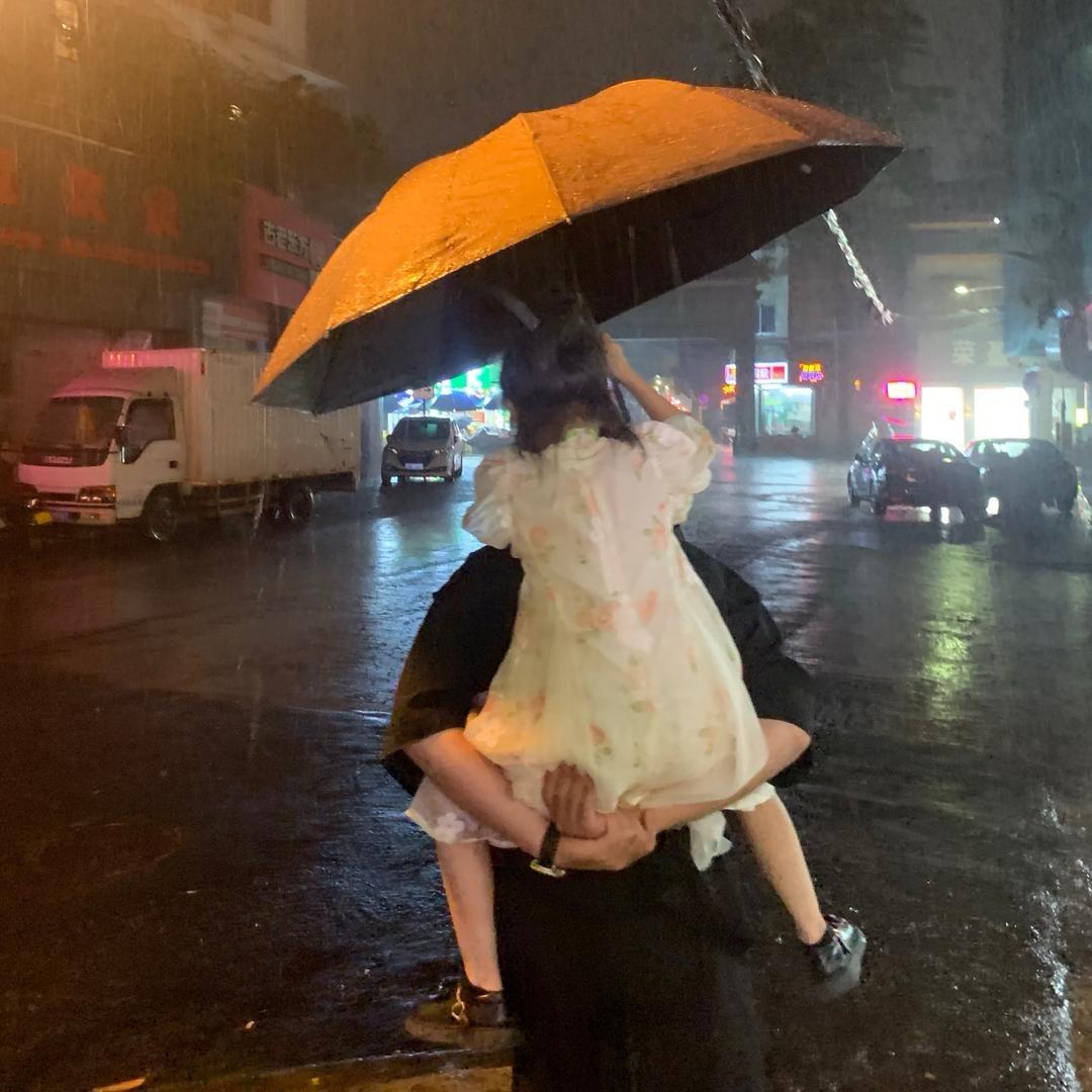 是楚楚呀……