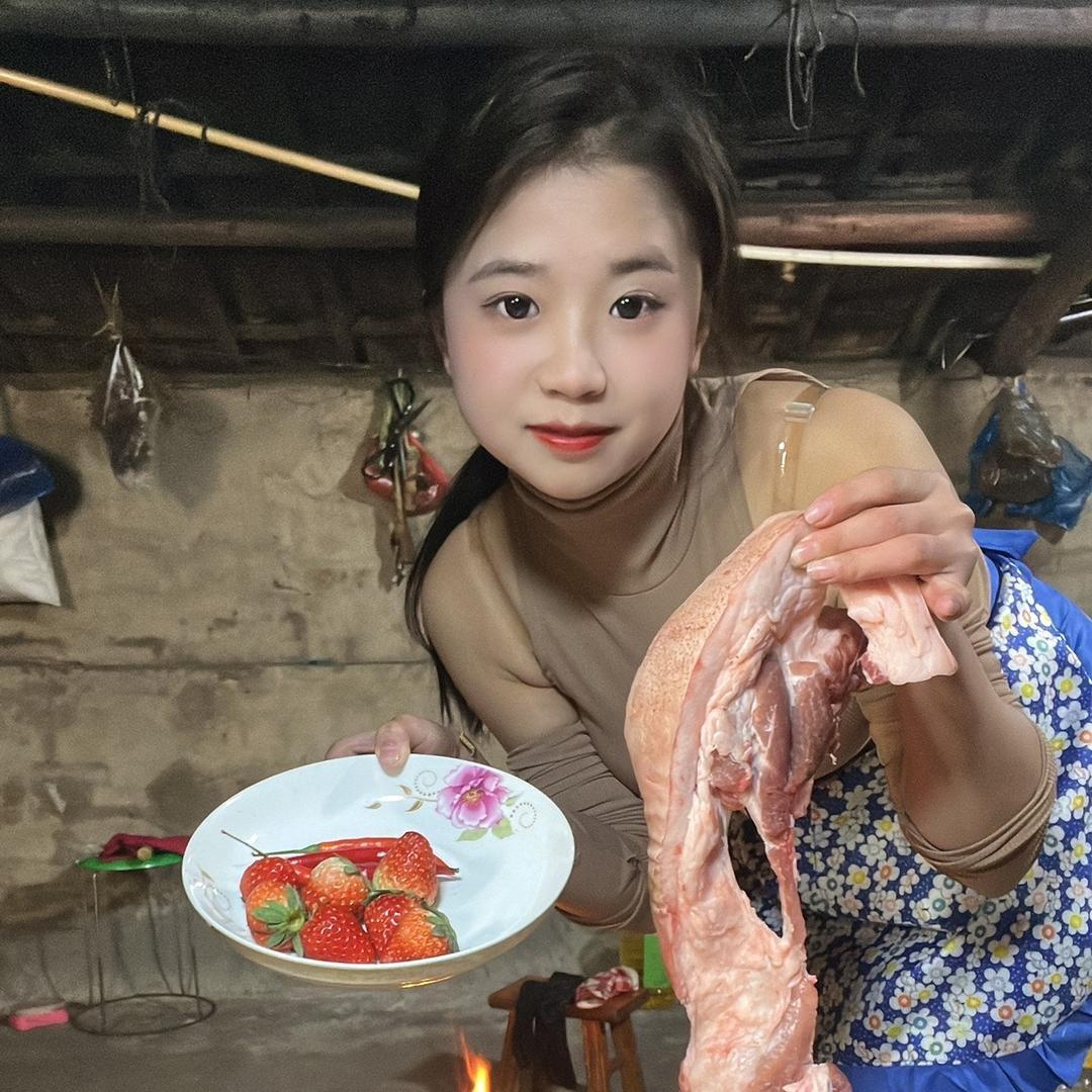 春春饿了
