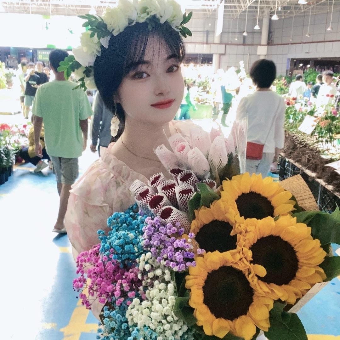 小玥🌸