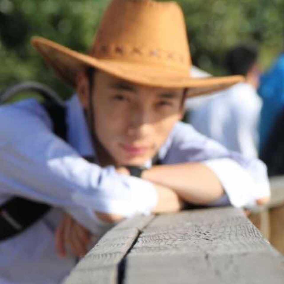 摄影师小炳哥@抖音