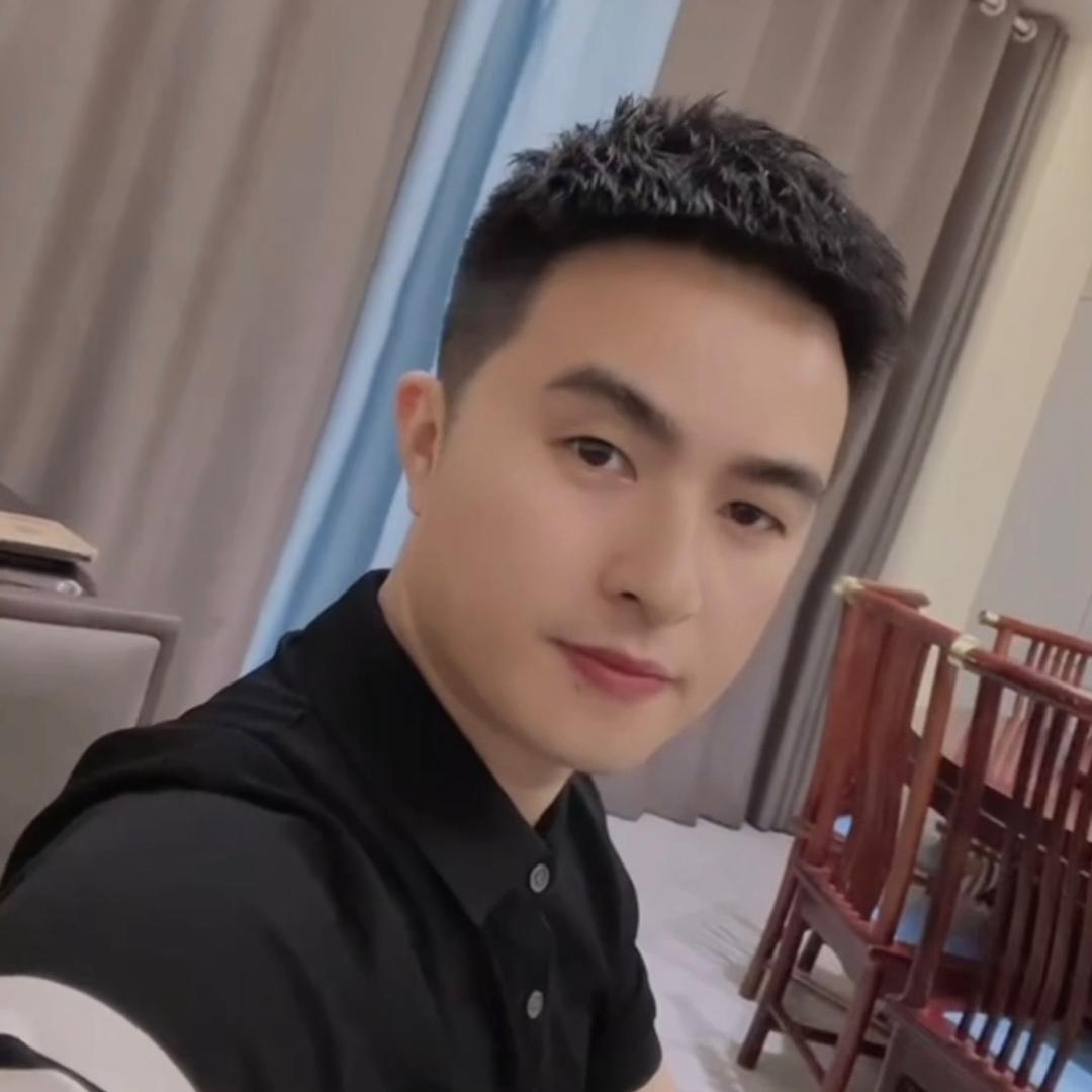 小乐哥ya