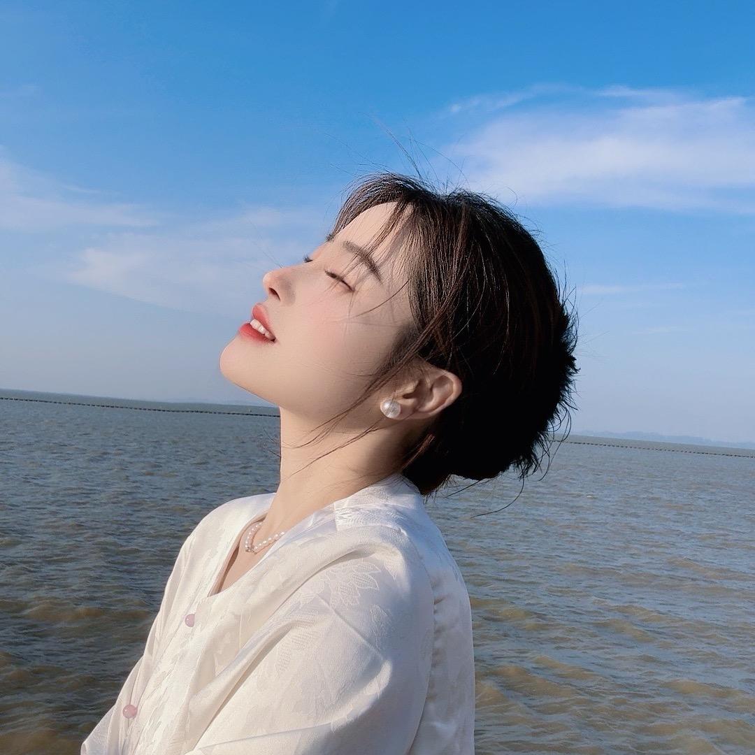 小吕要开心😃