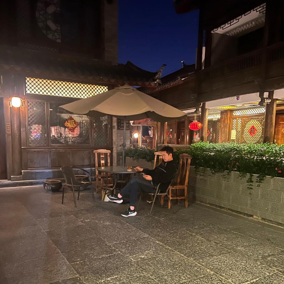 刘杰外贸服装