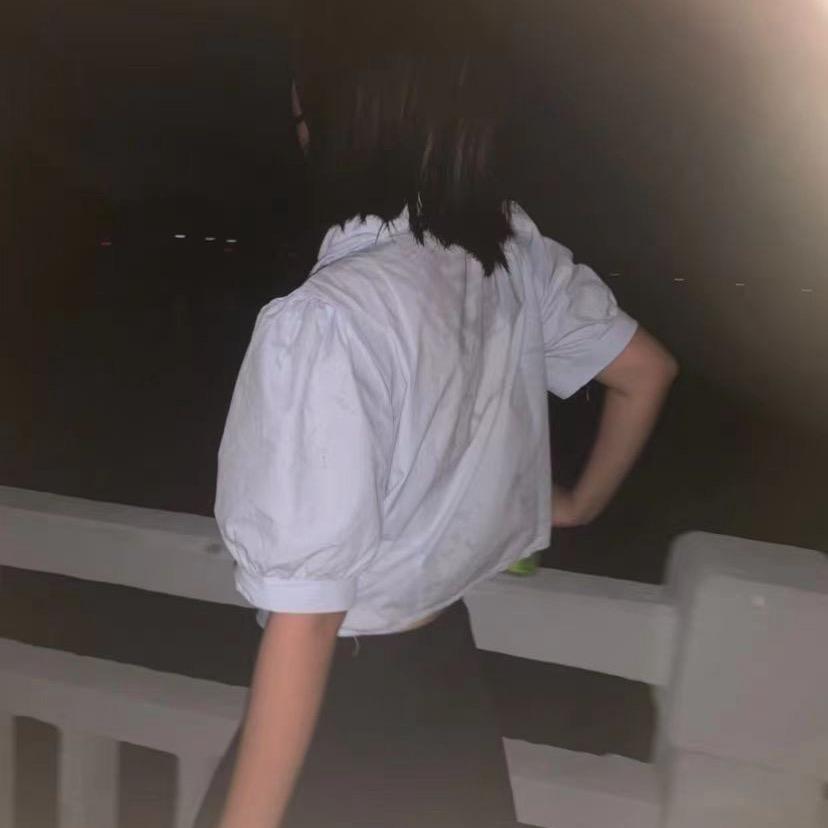 是黄小姐呀……