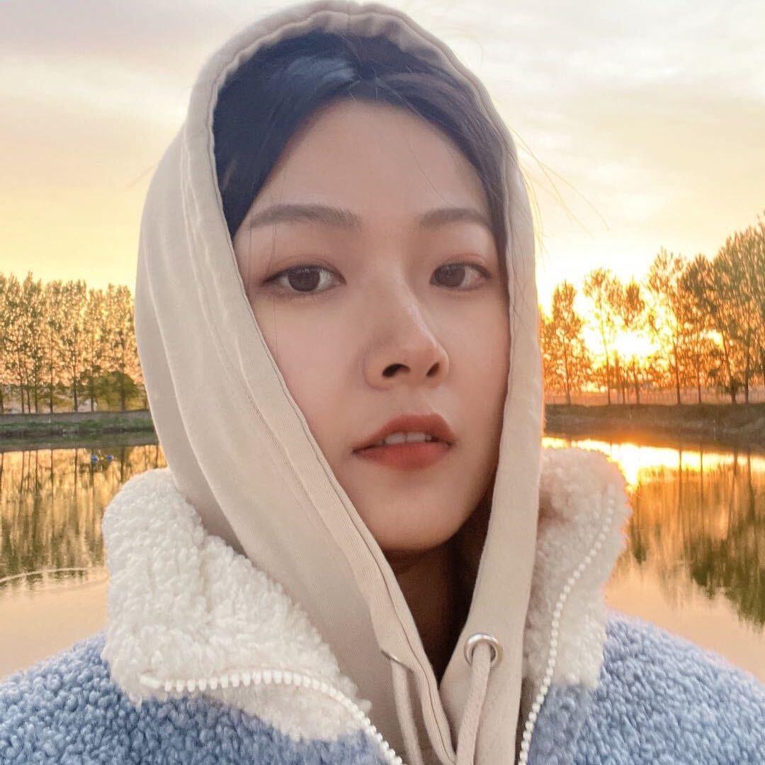 彤姐姐和牛帅气