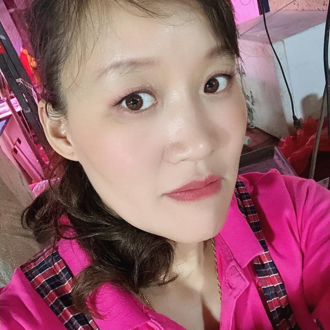 爱吃海鲜的小芳👍