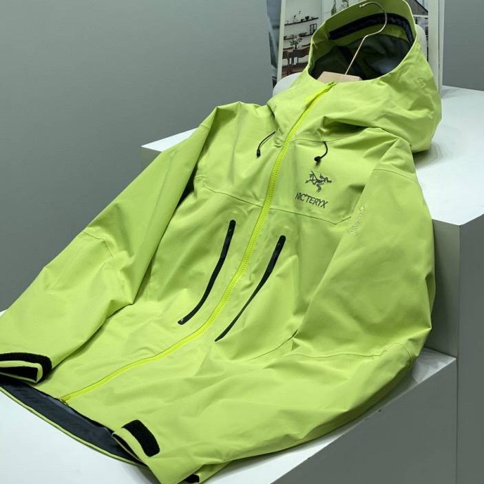 户外男装买手店