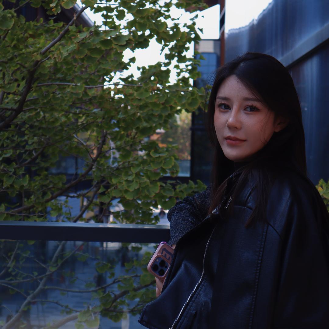 周村区璐莹实木家具