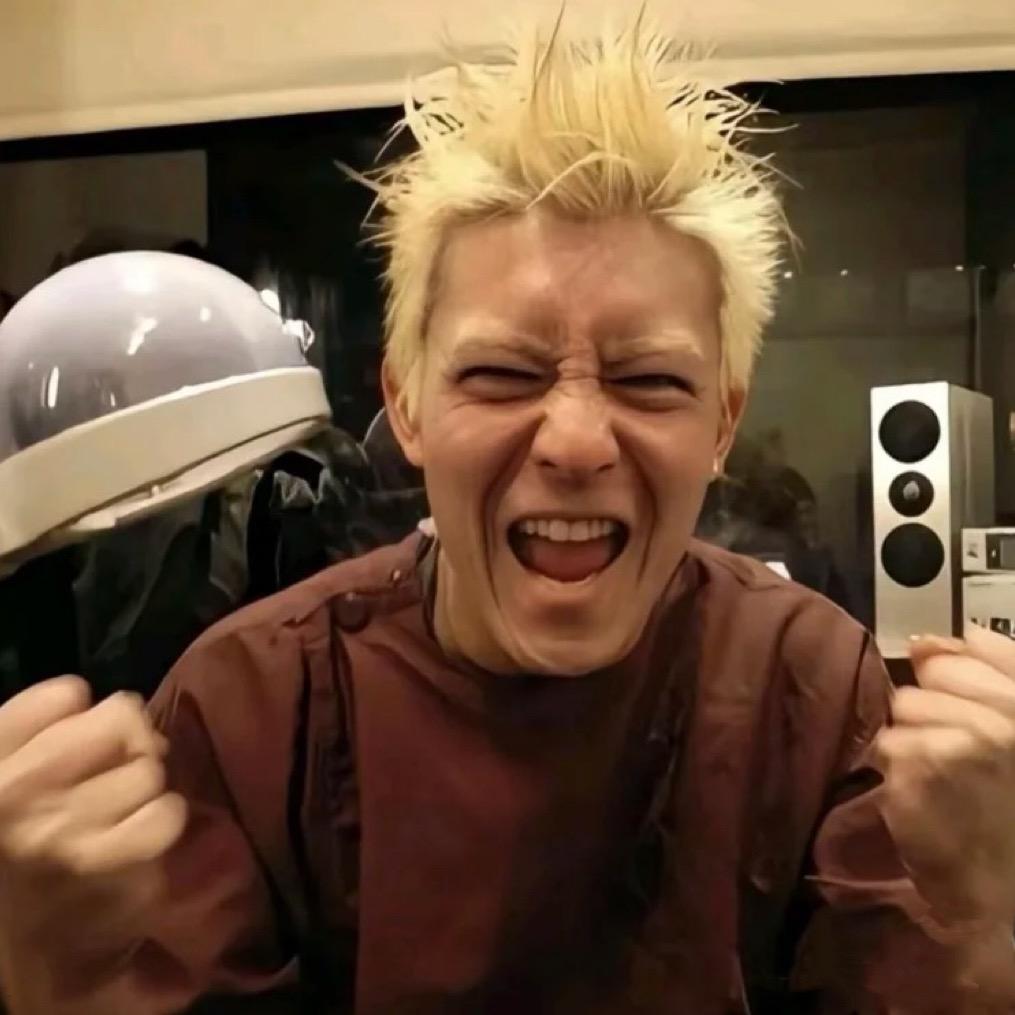 烟台男士烫发_小伟