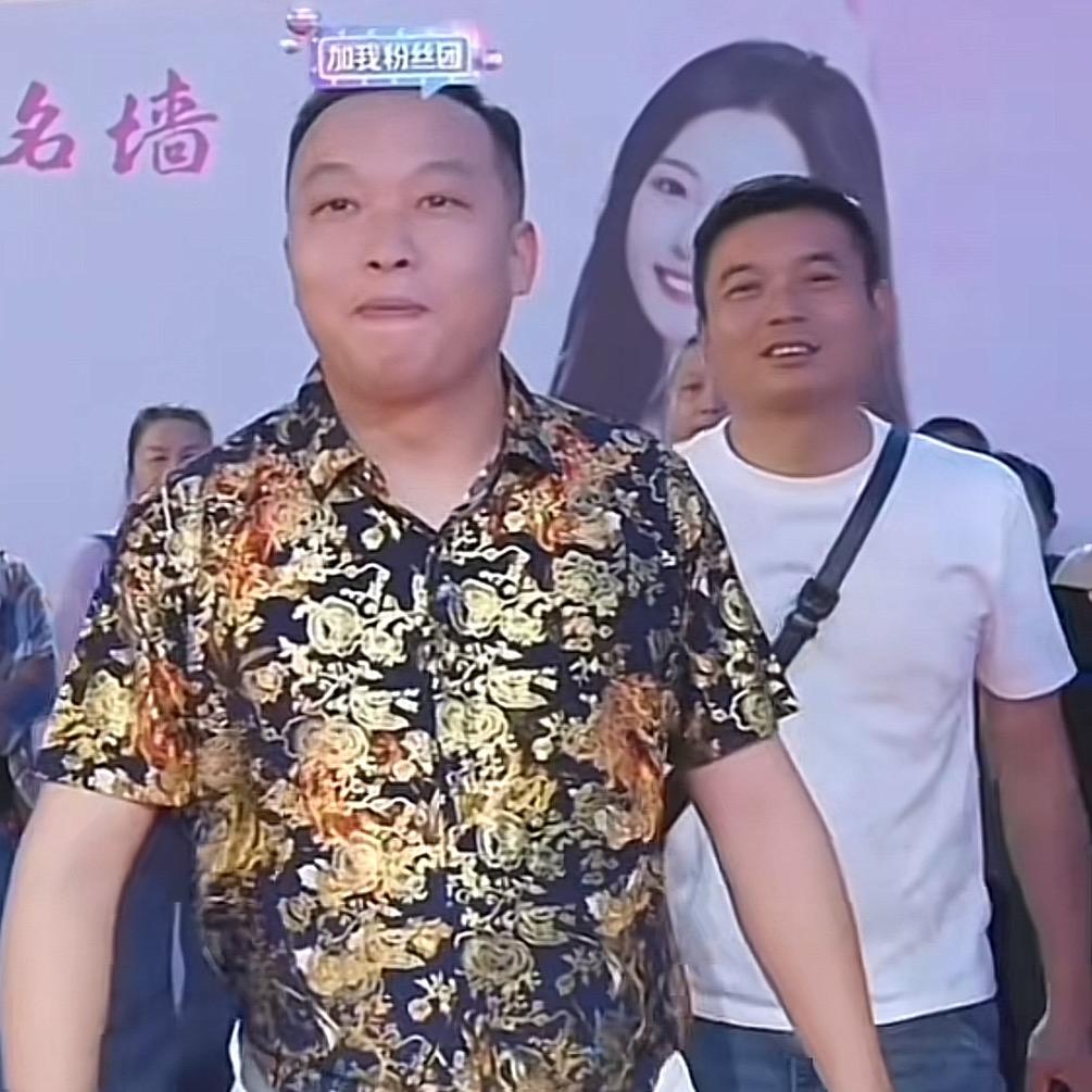 星哥哥《飞虎队》百变小飞助理