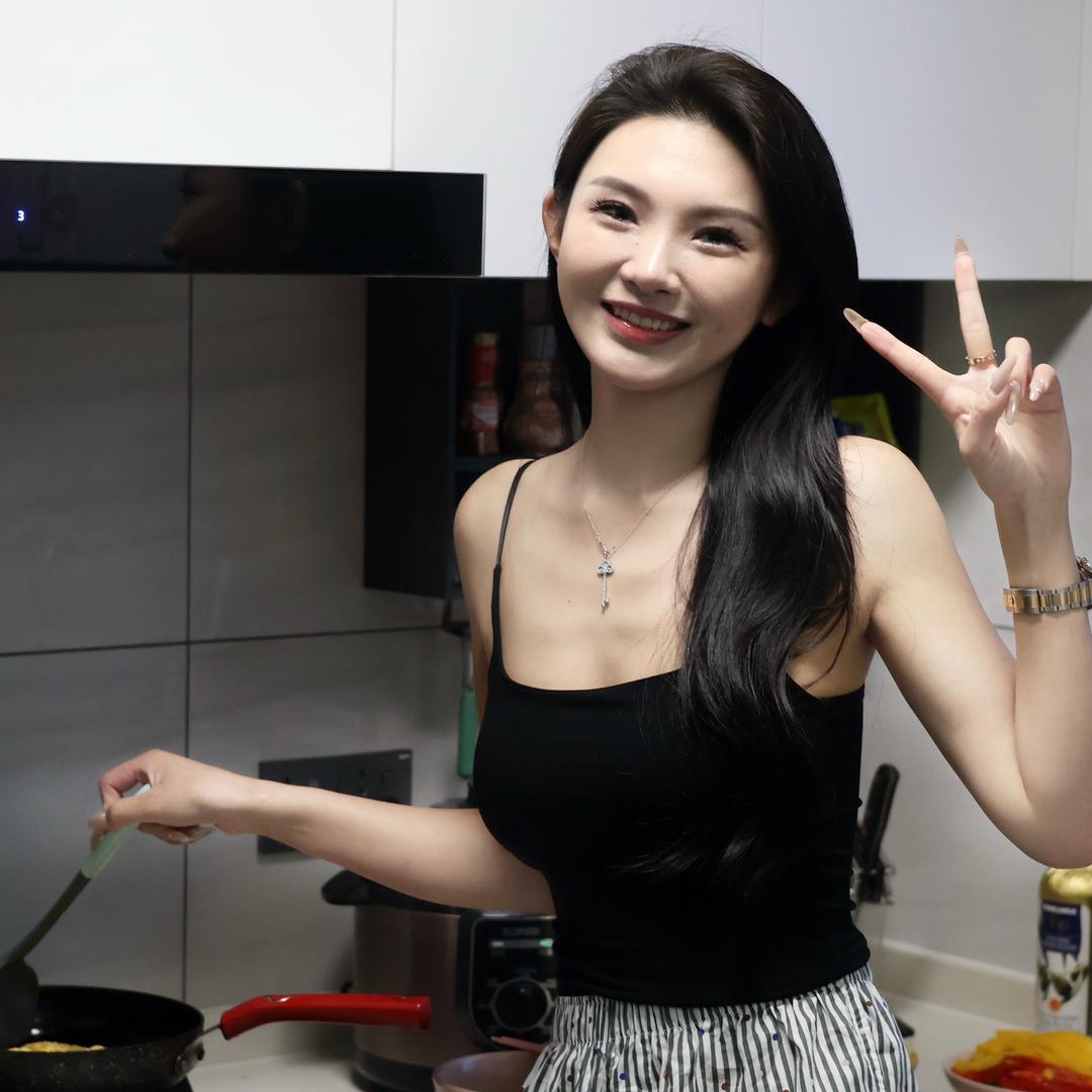 可爱的大脸妹er