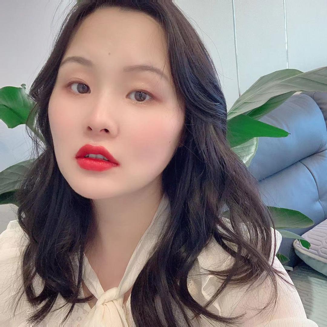 DREAMYA义乌市佐雅贸易有限公司饰品专卖店