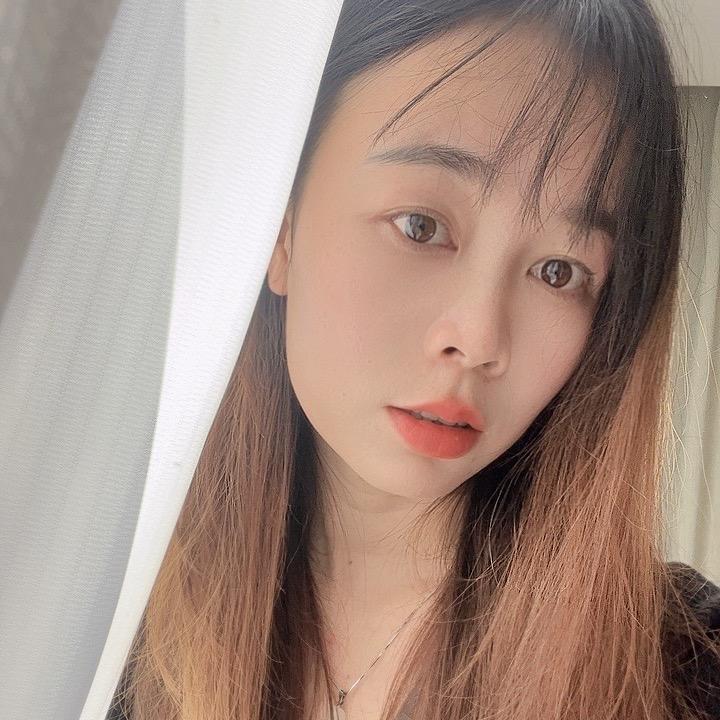 金灿灿     🎀