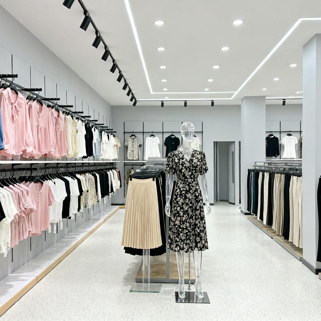 炫宏百货工厂店