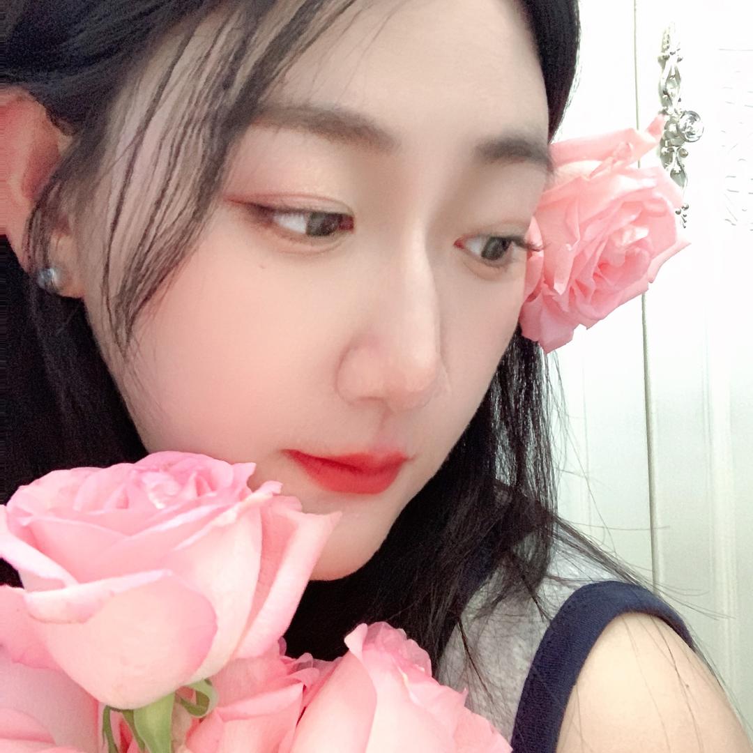 🌙ྀི𝙞𝙪𝙠𝙤𝙞𝟳𝟳