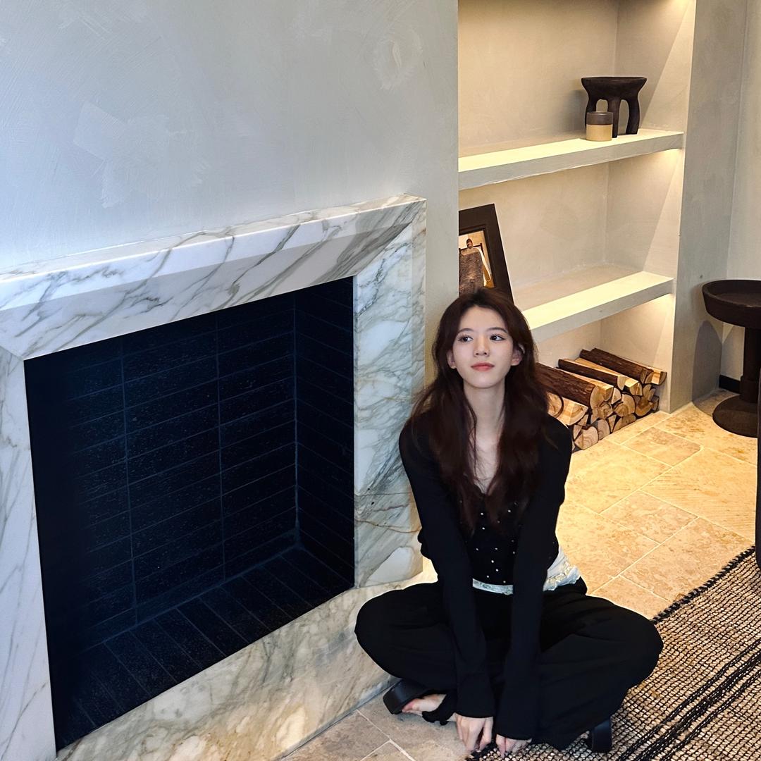 杰妮5点起床
