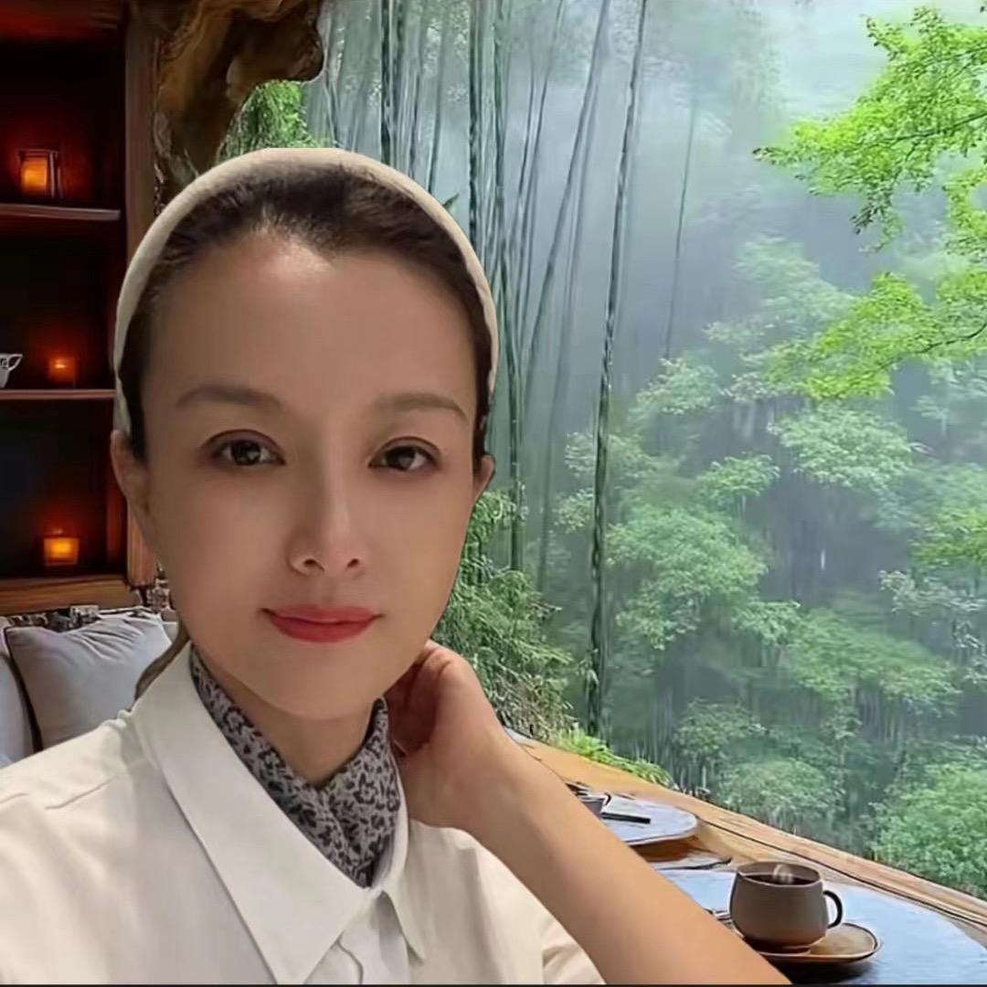 佳 宇｜书琴