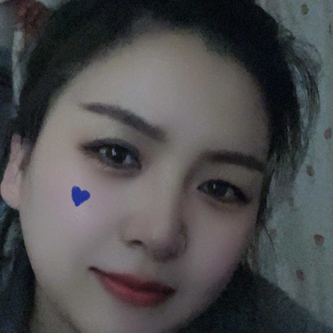 小月半：爱唱歌🎤晚7点37