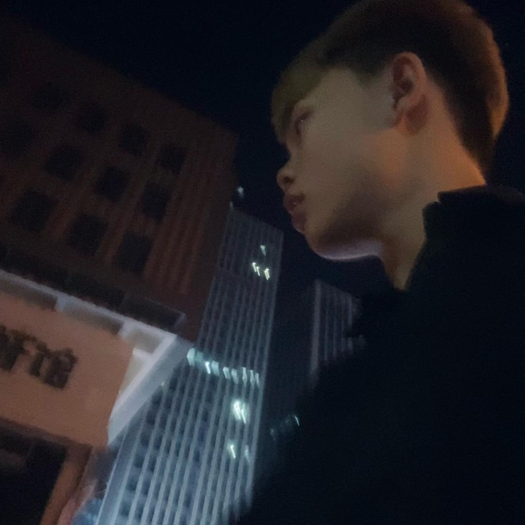06