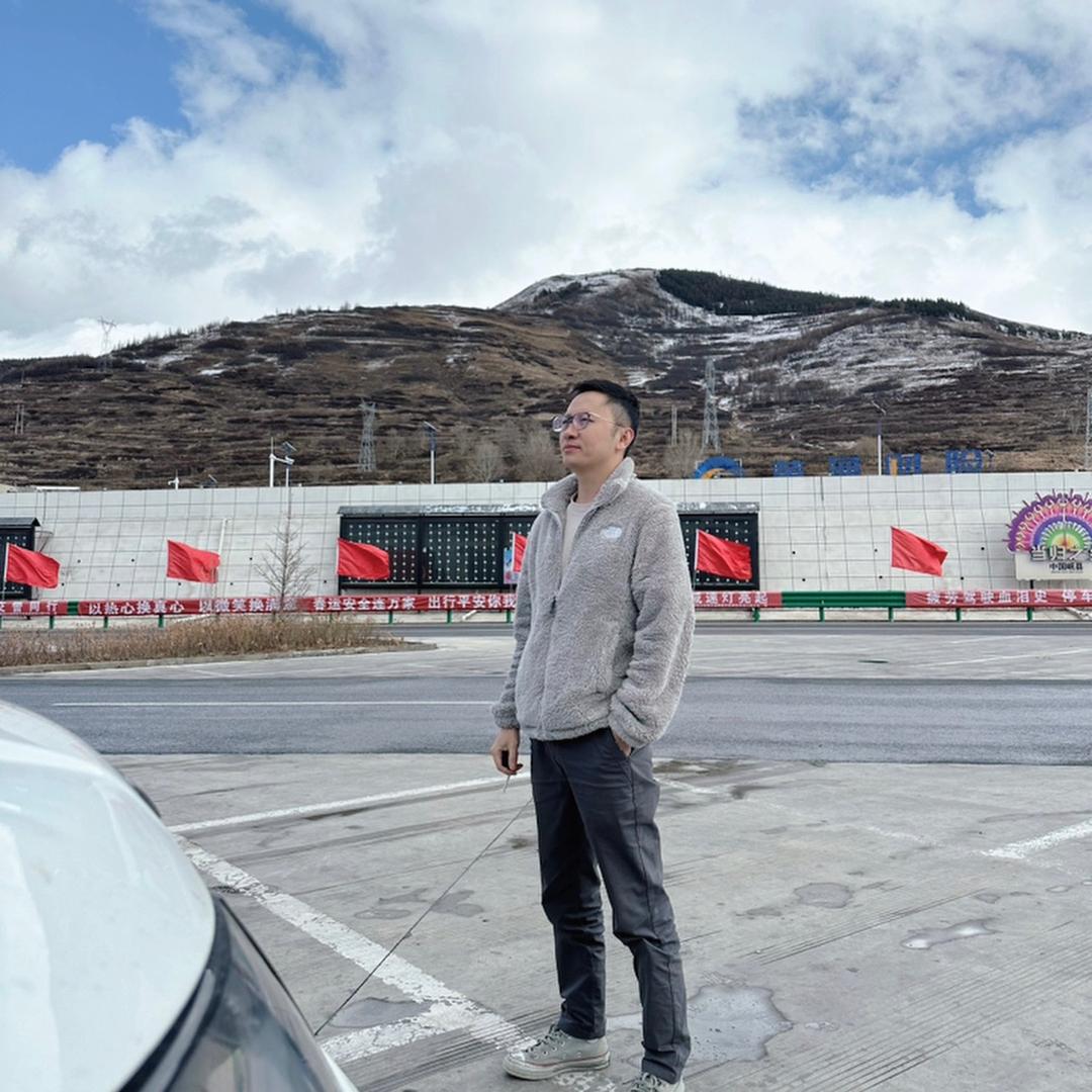 瑜见好窗-曲靖意博门窗