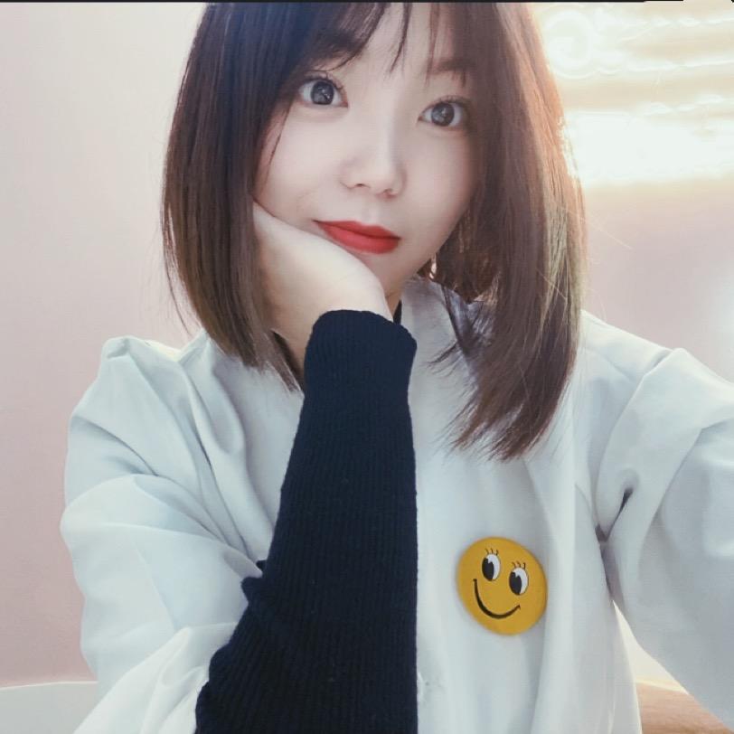 小初爱美甲