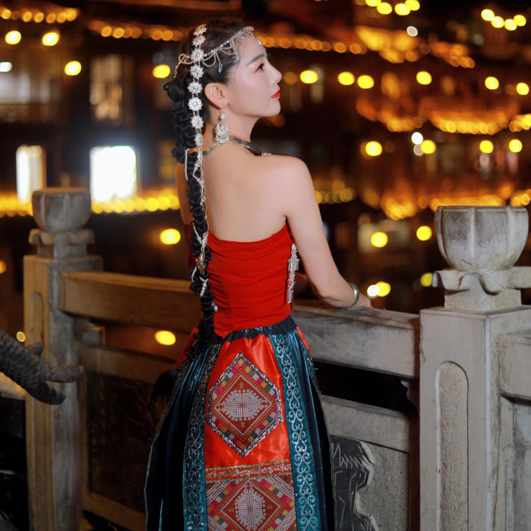 美娜（草根歌手）
