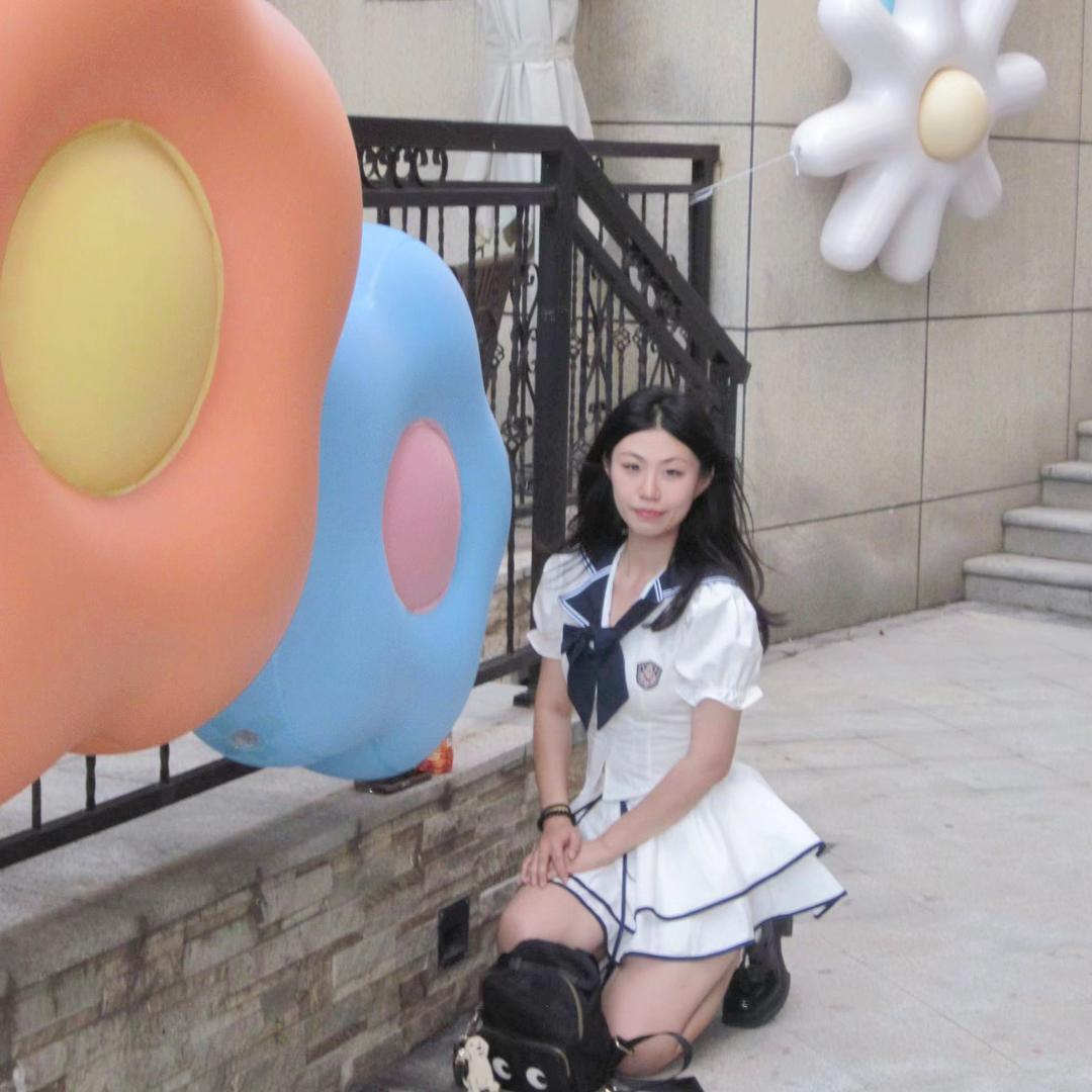 优雅的水晶张牙舞爪