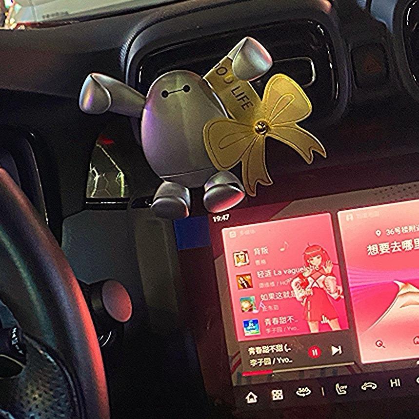 风吹落叶