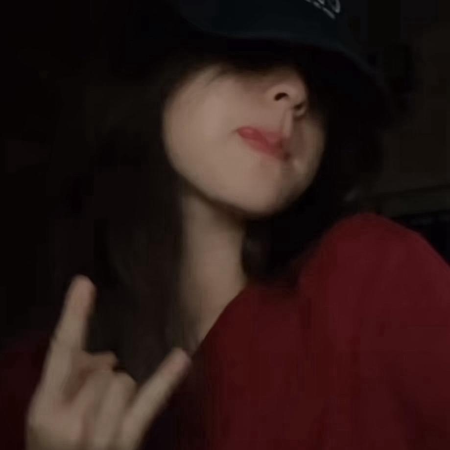 𝙝𝙚𝙮𝙨𝙝𝙖𝙣𝙚𝙣❤️