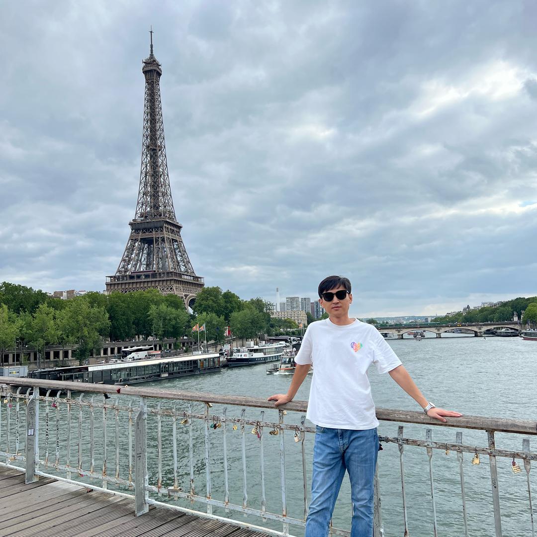 快樂至上╮(╯▽╰)╭