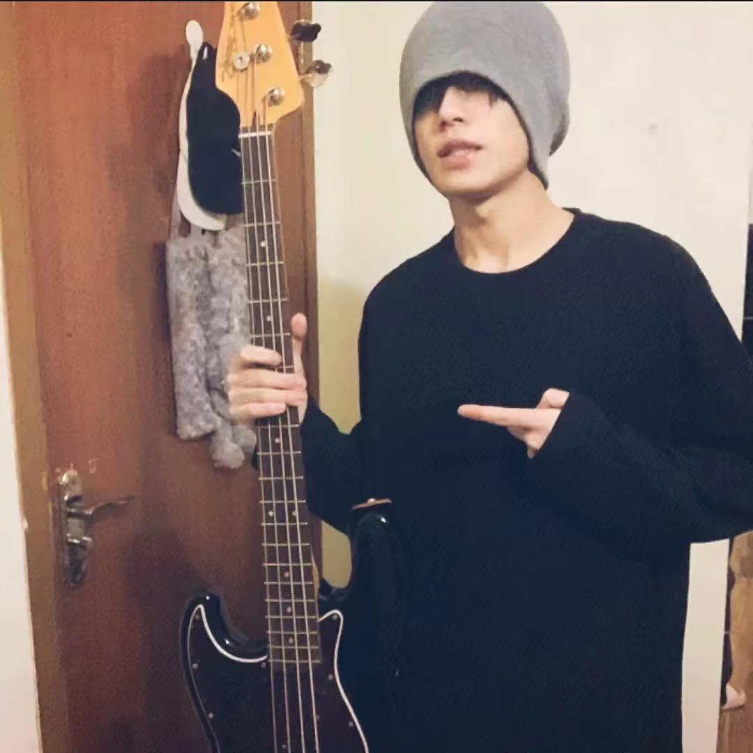 没钱没颜没时间