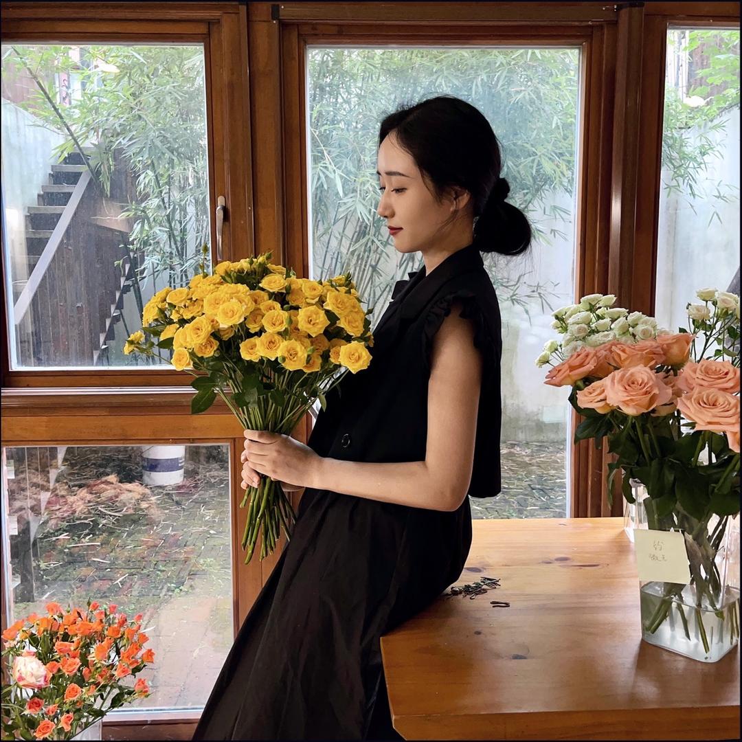 希美臣（壹花壹意）
