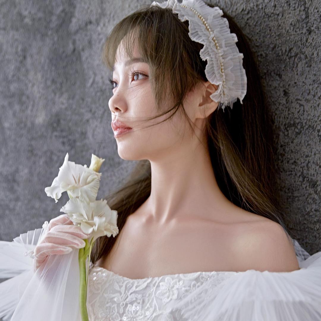 柳柳-