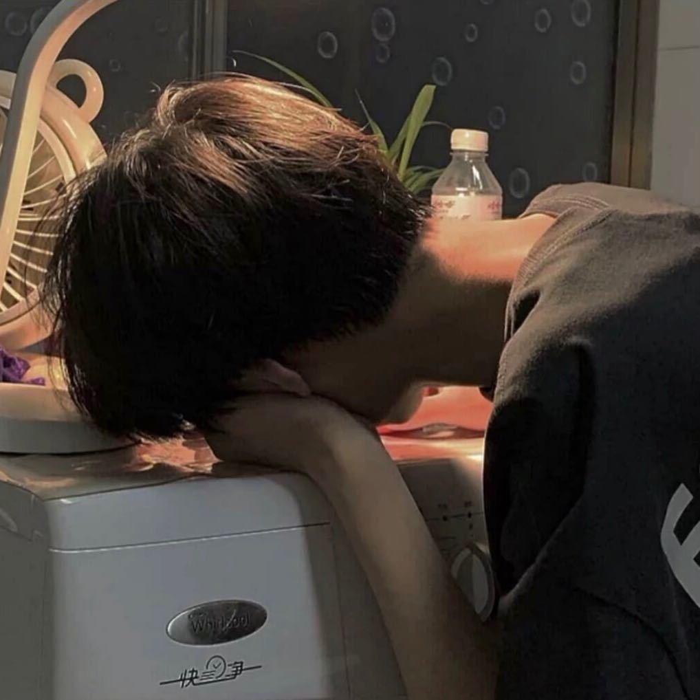 凌晨，