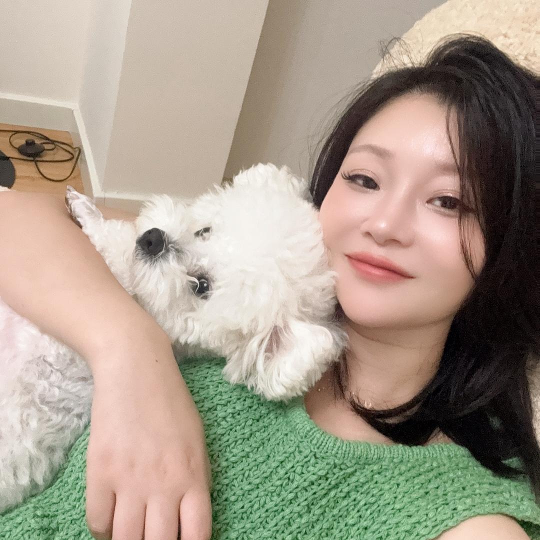 姜姜吖（哺乳期）