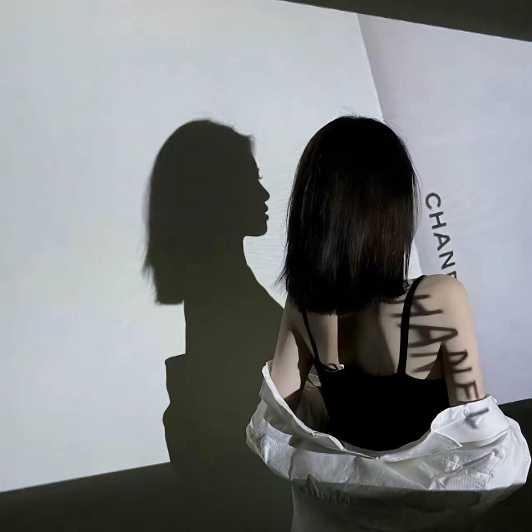 ୧⍤⃝👩🏻‍🦯‍➡️赶路人ꦿ