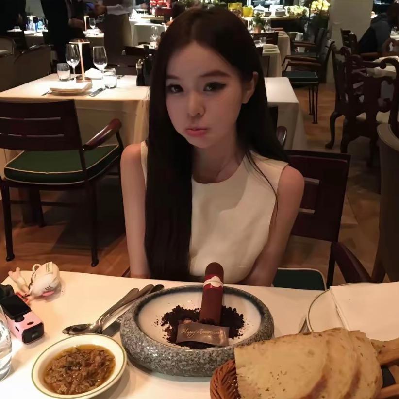 蛋挞饱饱-