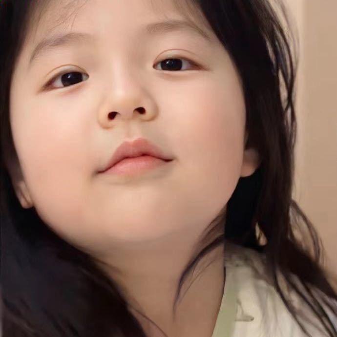 噜噜没有耳洞。