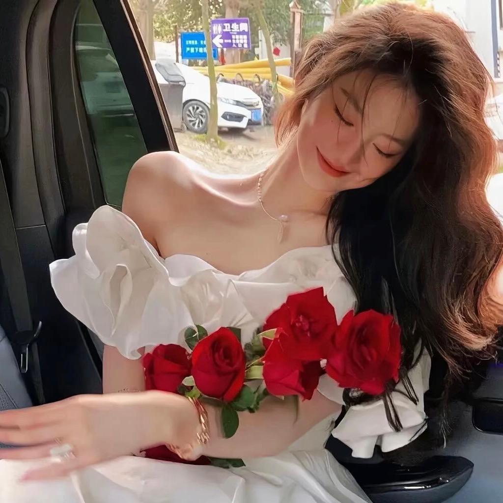 凌晨一点的猫🍃