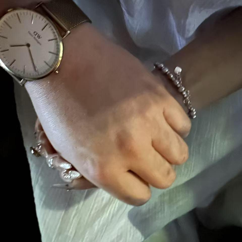 眰恦