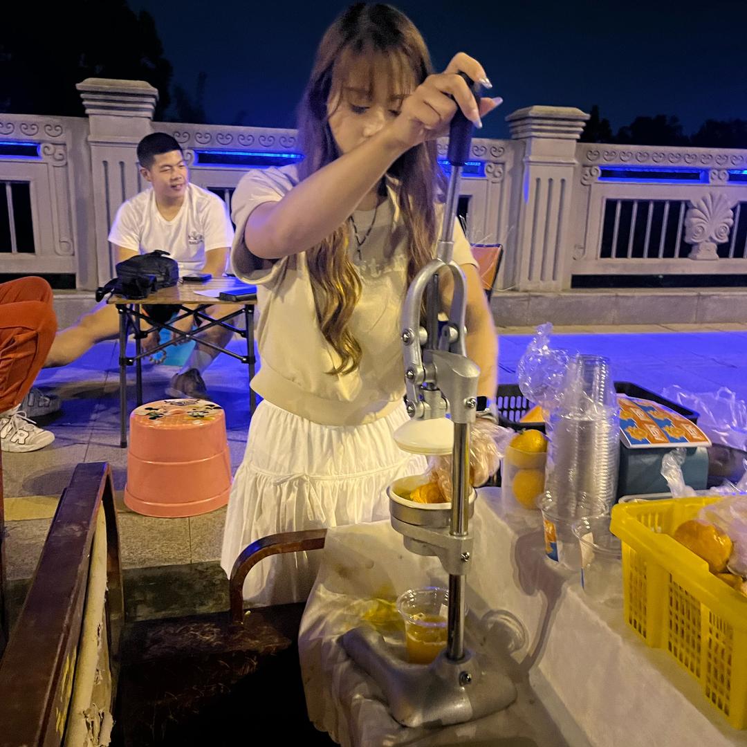 卖柠檬茶🍋de蟹老板