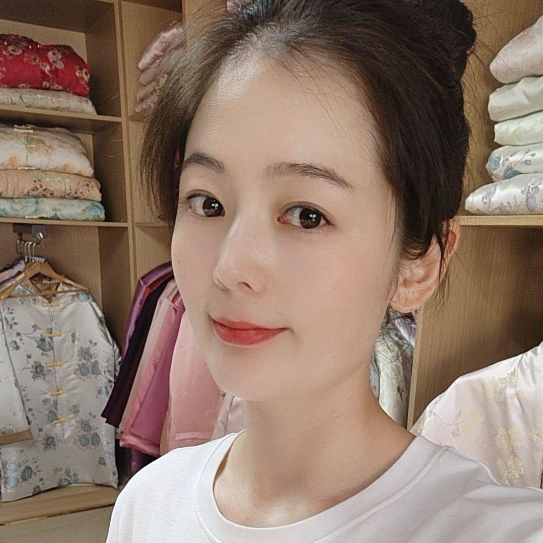 颐佰年一高端定制百年服