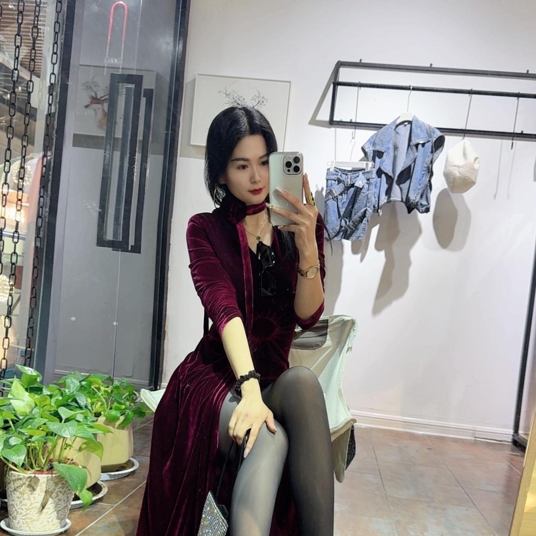 郑州曼哈顿店～妮子