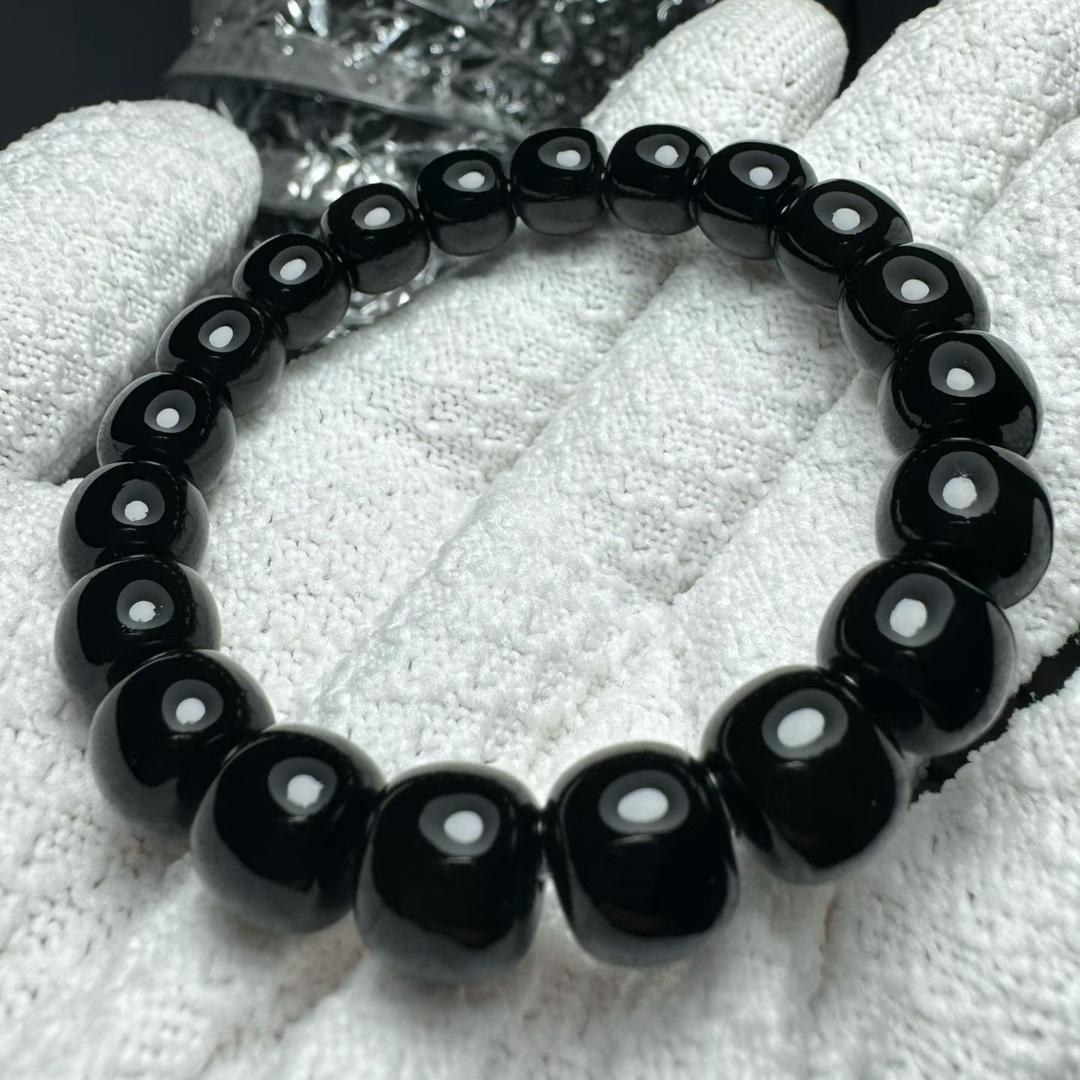 黑老师（鉴定牙骨角）