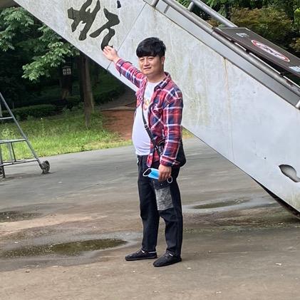 袁智